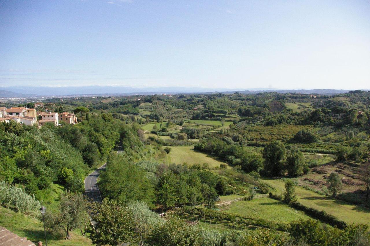 Casa Di Canfreo Lari Exteriér fotografie